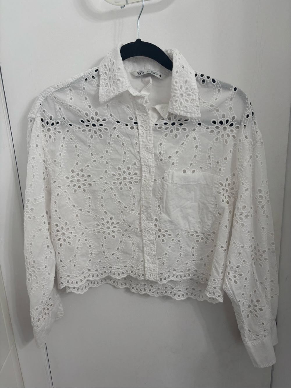 Zara White Eyelet Cropped Button-Down Blouse